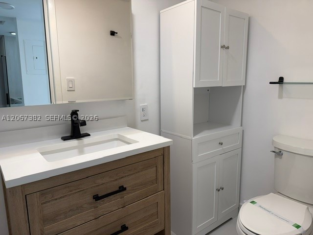 540 Brickell Key Dr 1024 Property Photo 16