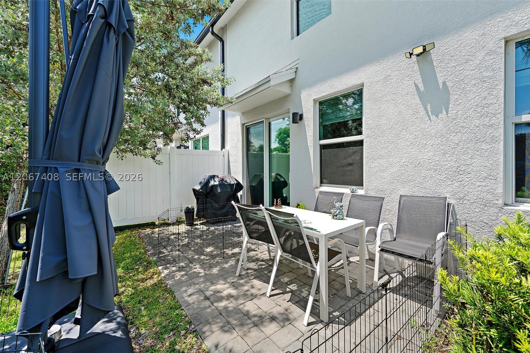 1616 Lindley St Property Photo 11