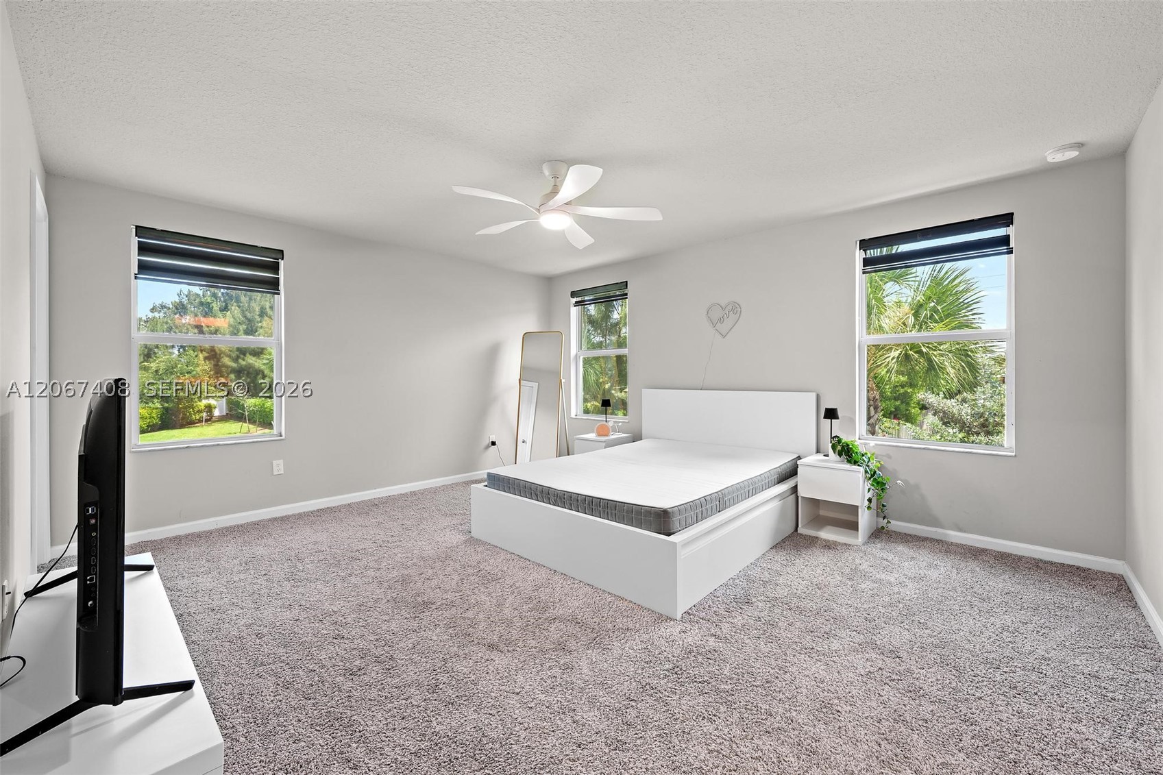 1616 Lindley St Property Photo 18