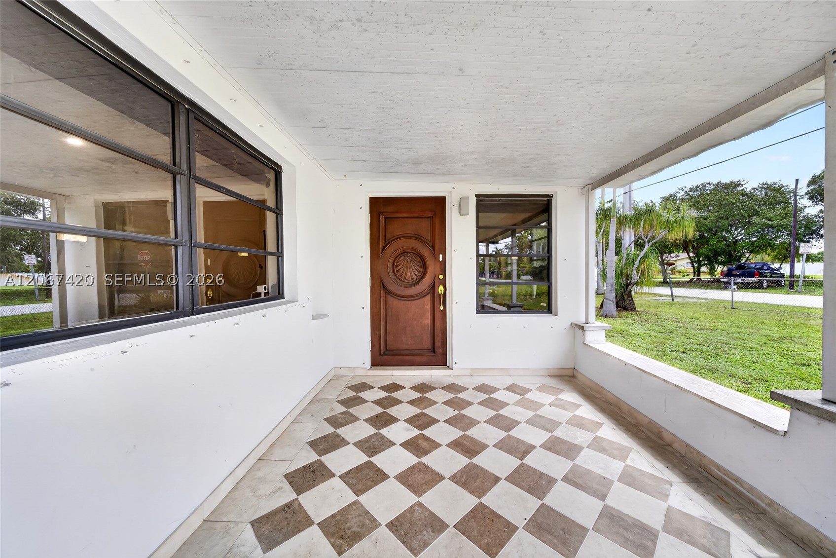 15130 S River Dr Property Photo 3