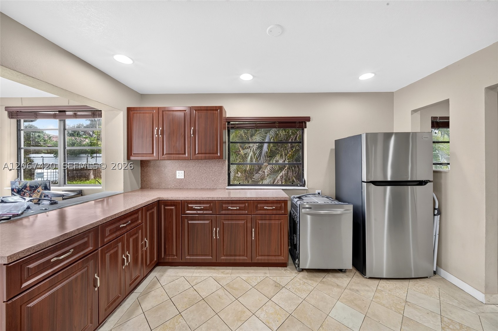 15130 S River Dr Property Photo 13