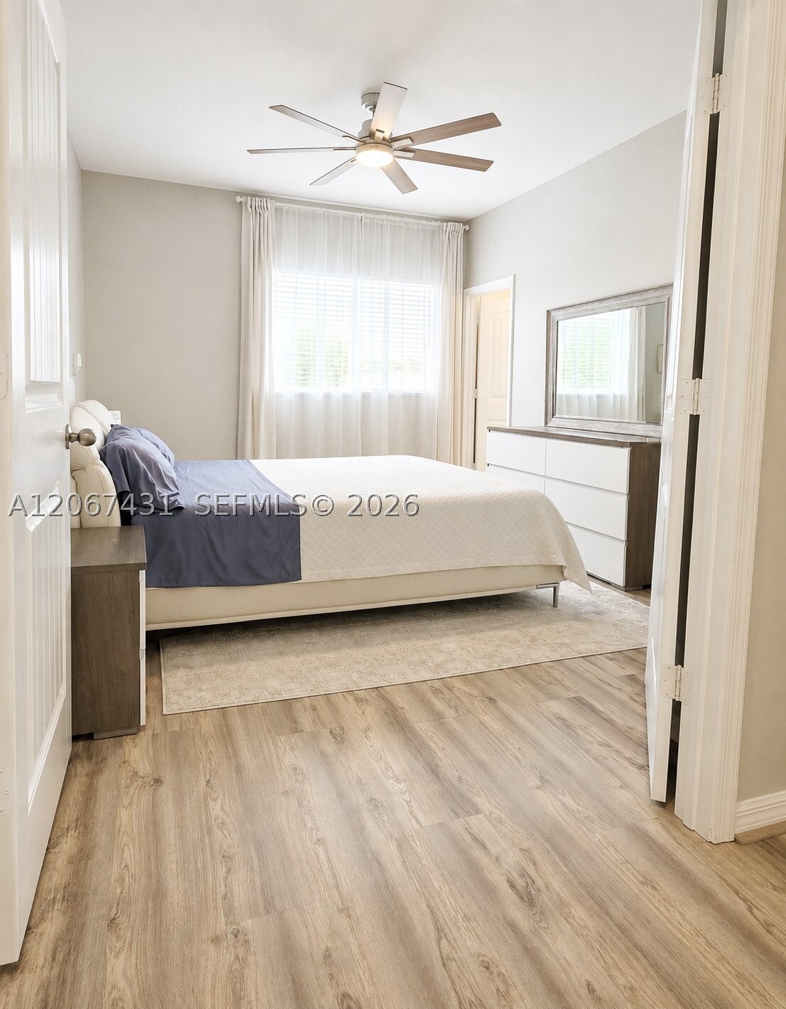 1127 Vermilion Dr Property Photo 12