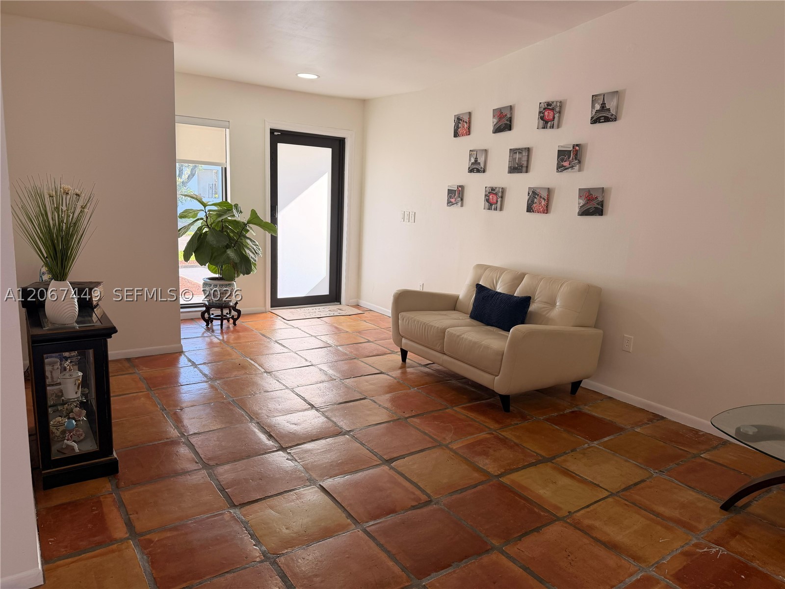6641 Nw 174th Ter Property Photo 8