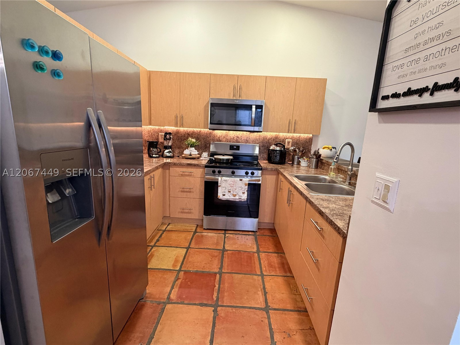 6641 Nw 174th Ter Property Photo 11