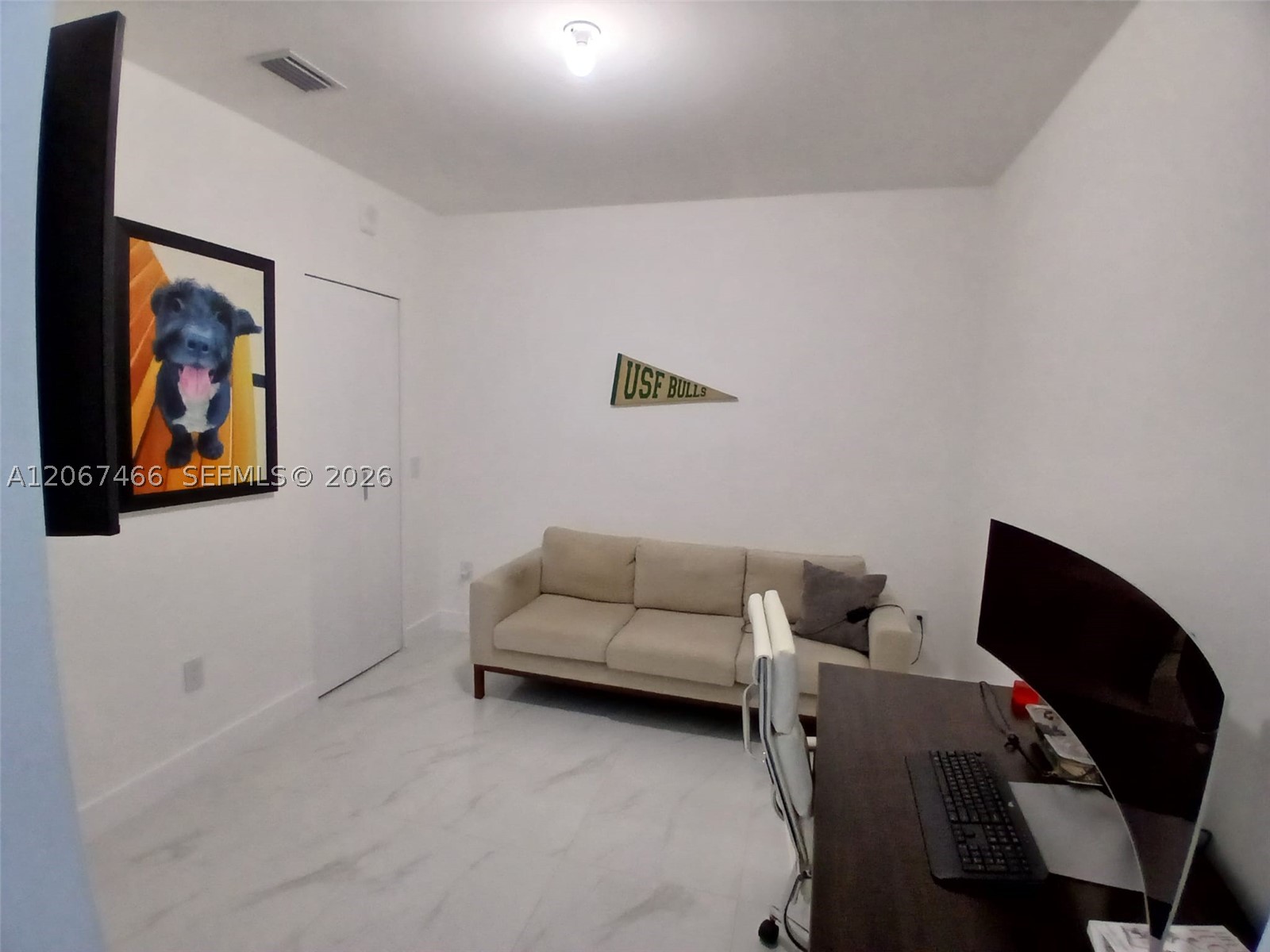 700 Ne 24th St 204-a Property Photo 11