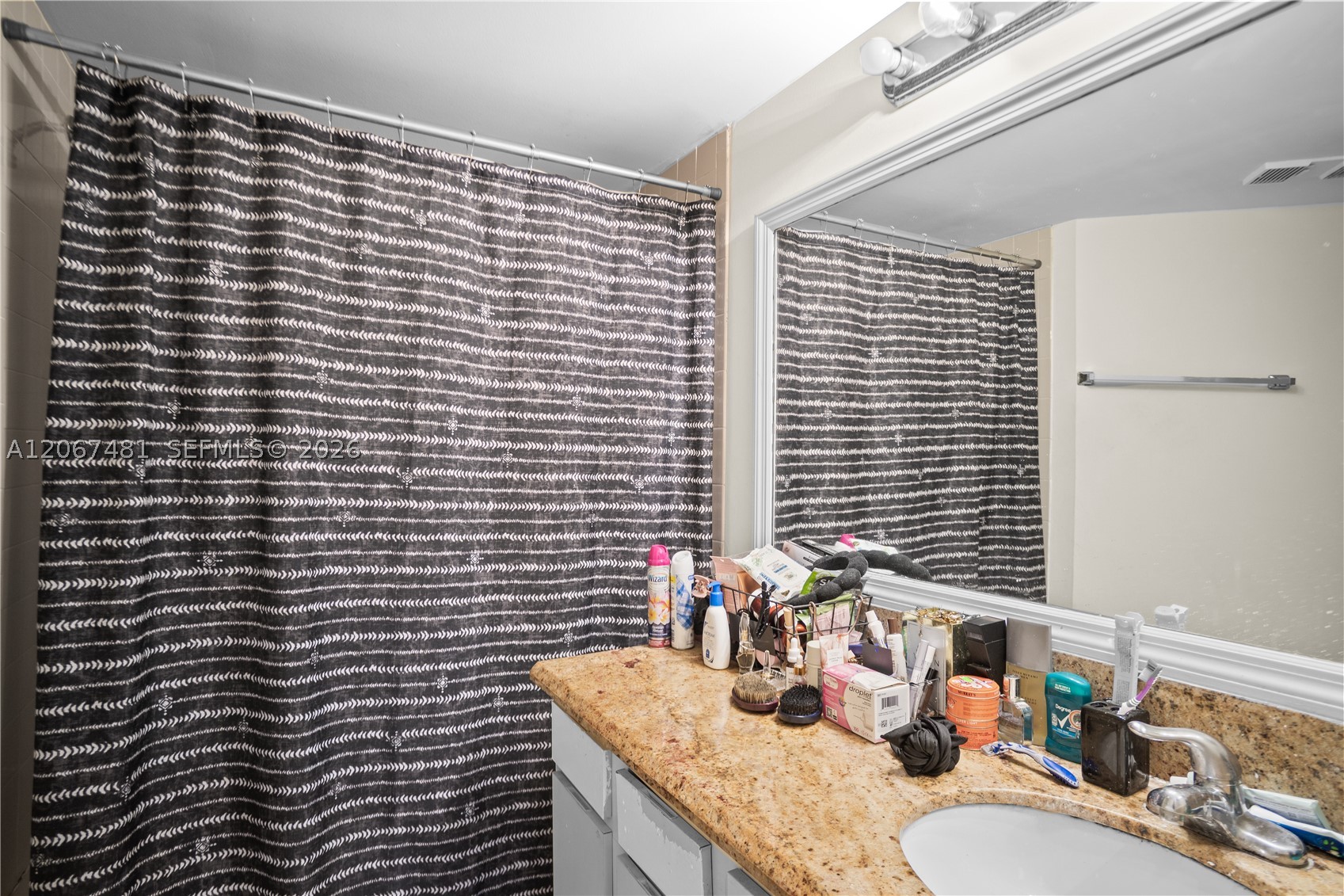 213 Lake Pointe Dr 203 Property Photo 7