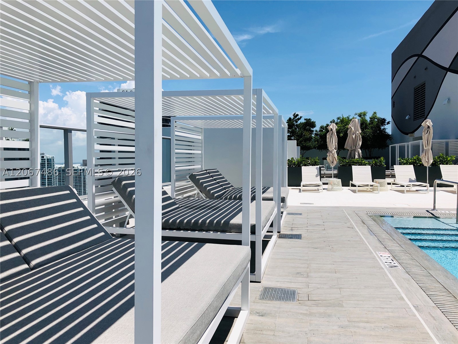 1010 Brickell Ave 3608 Property Photo 2