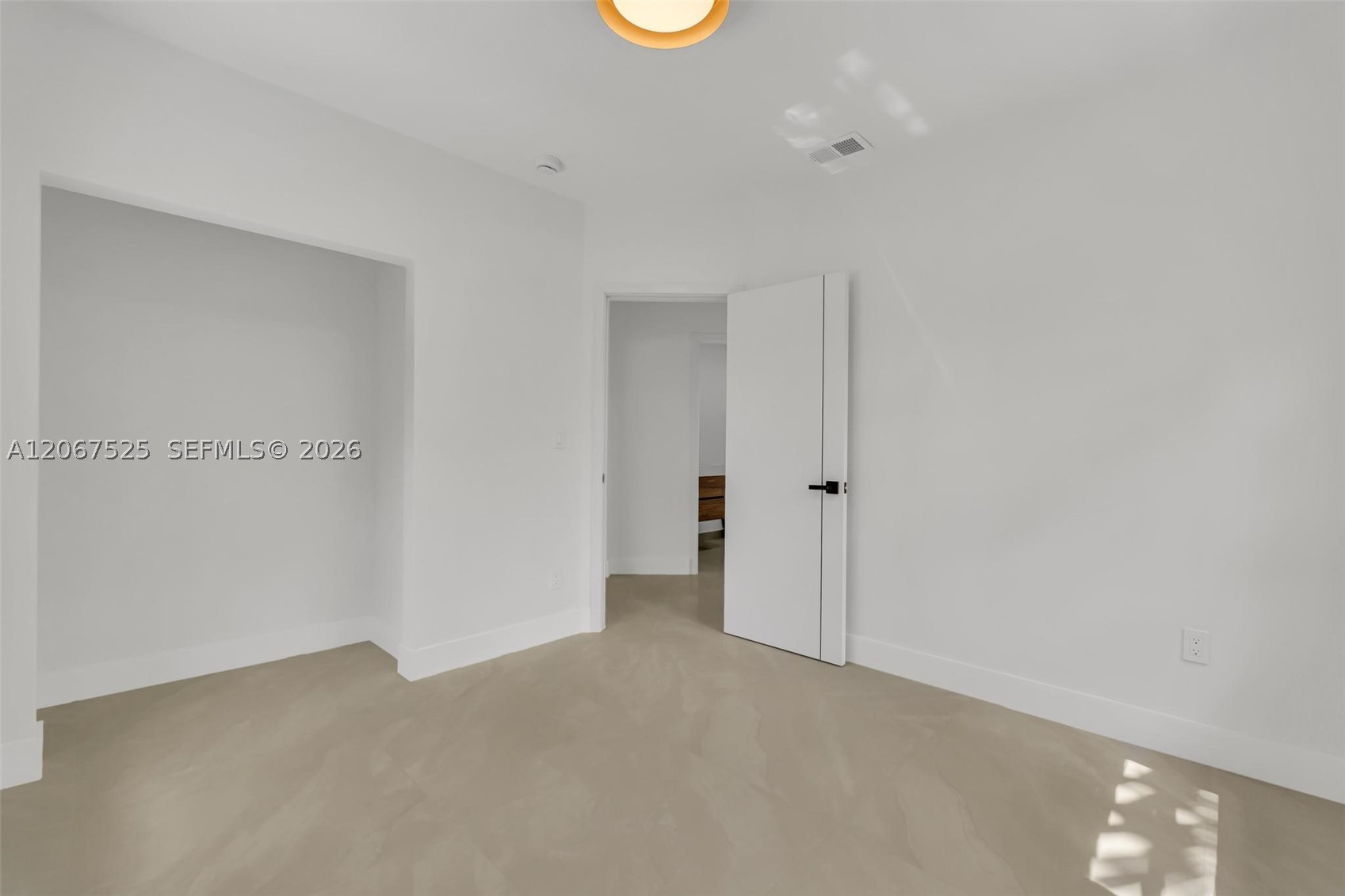 611 Se 4th St Property Photo 13