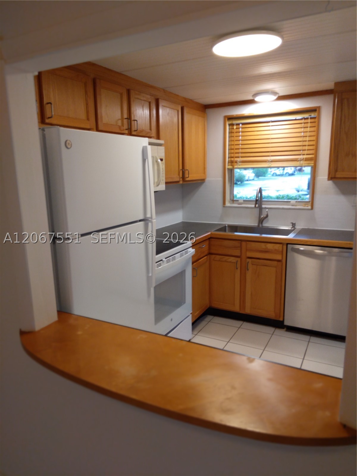 6870 Royal Palm Blvd 111m Property Photo 7