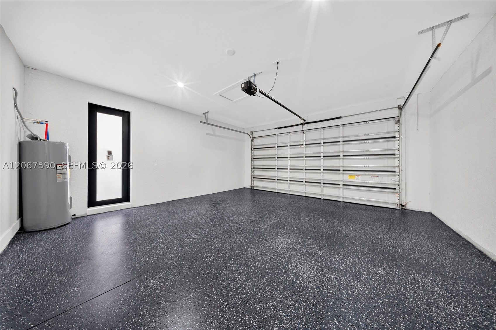 1937 Razorbill Ln Property Photo 16