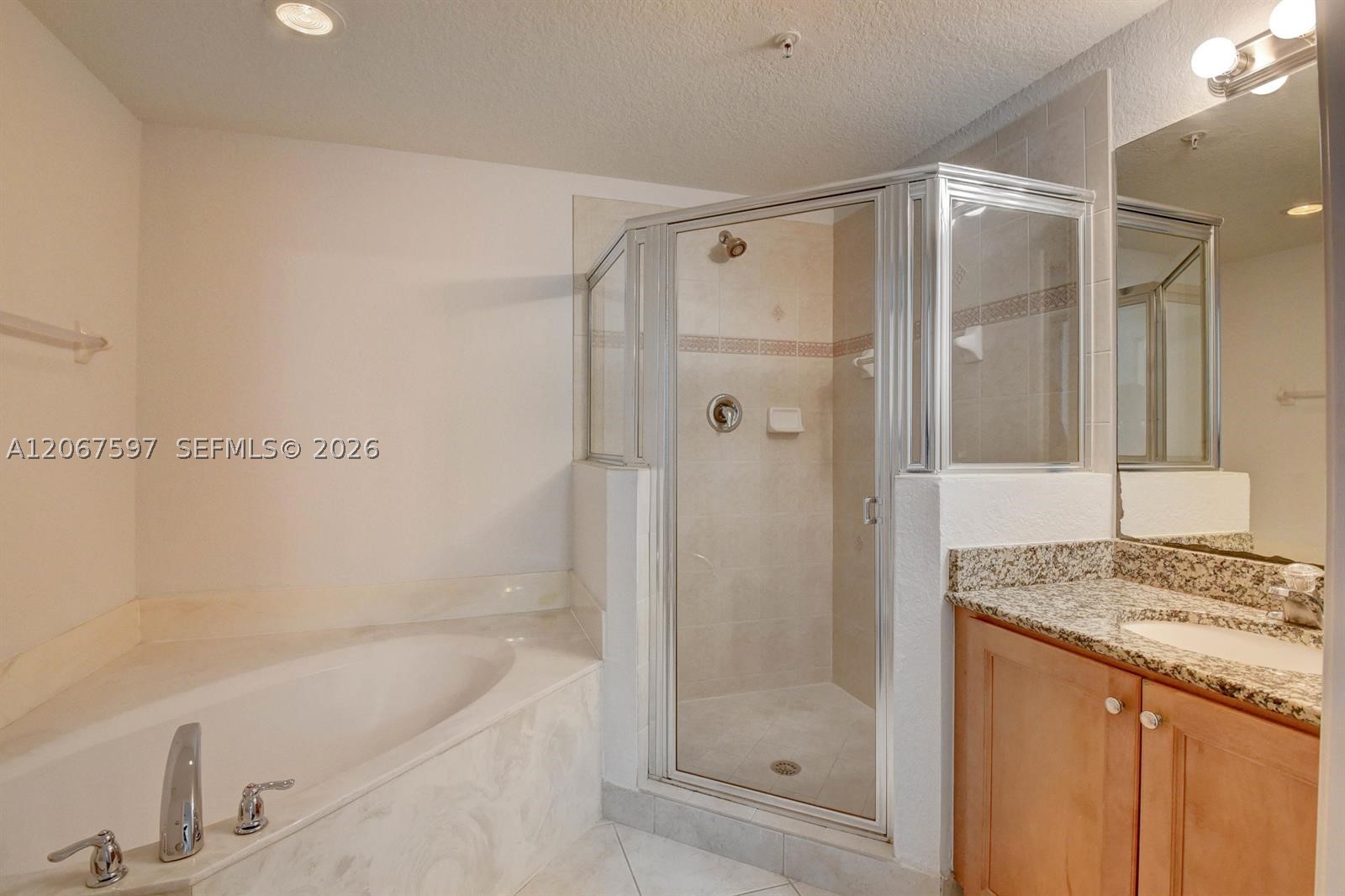 1811 Ne 5th St 1501 Property Photo 16