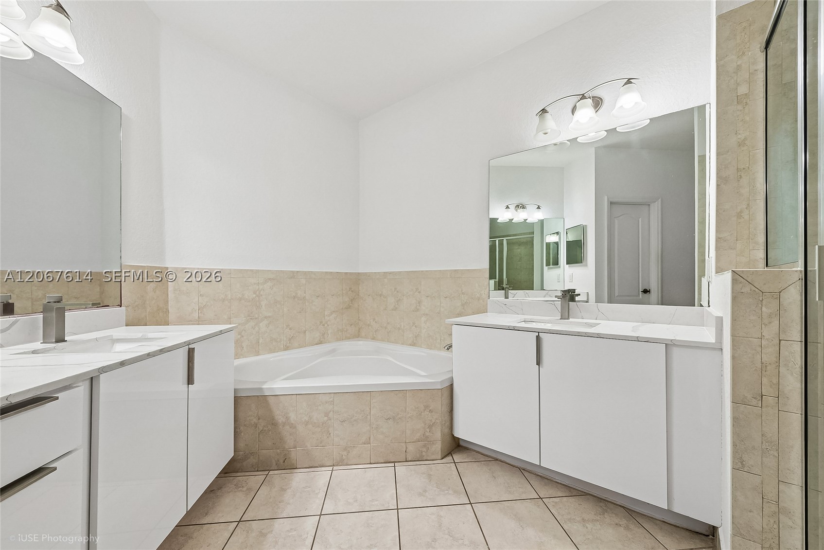 8666 Nw 109th Ct 8666 Property Photo 17