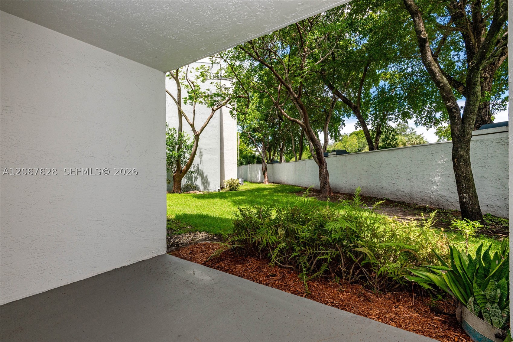 6272 Nw 186th St 106 Property Photo 4