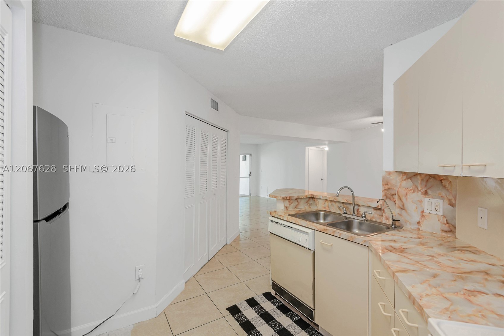 6272 Nw 186th St 106 Property Photo 15