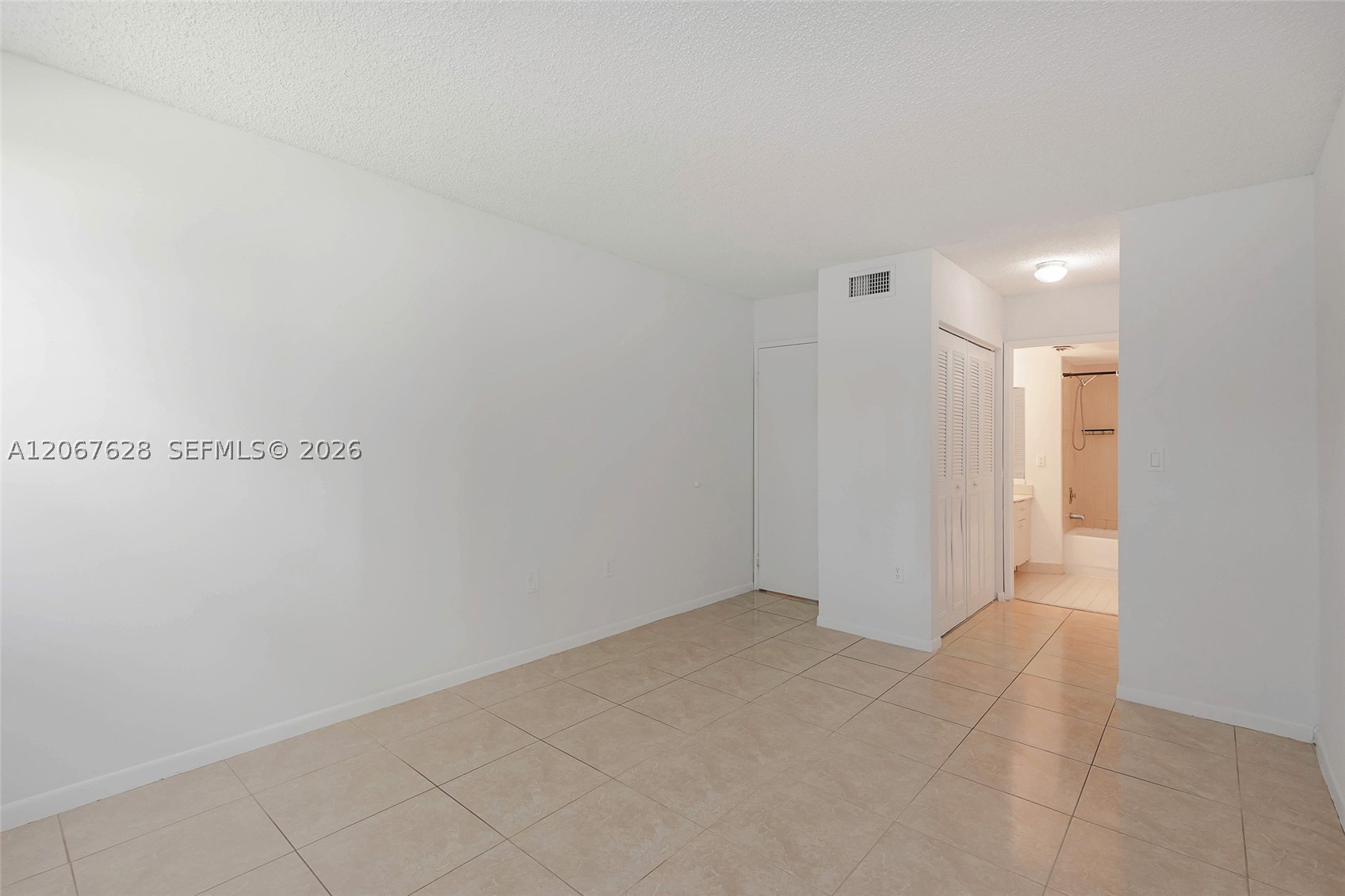 6272 Nw 186th St 106 Property Photo 17