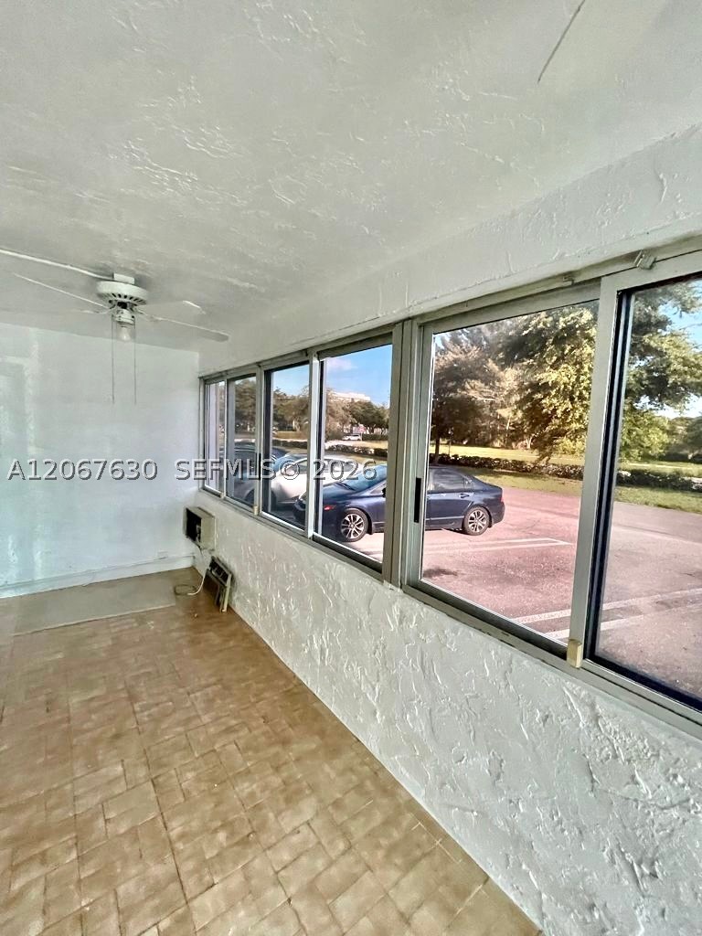 2700 Riverside Dr 108-b Property Photo 9
