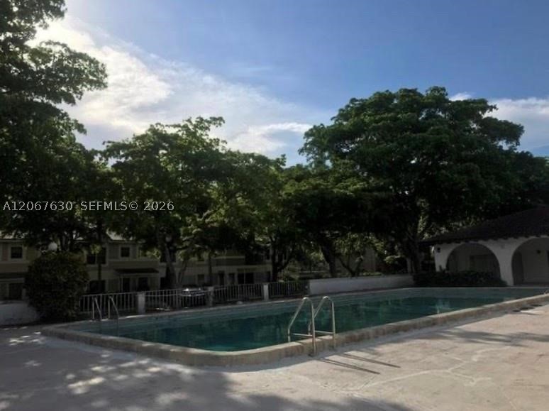 2700 Riverside Dr 108-b Property Photo 10