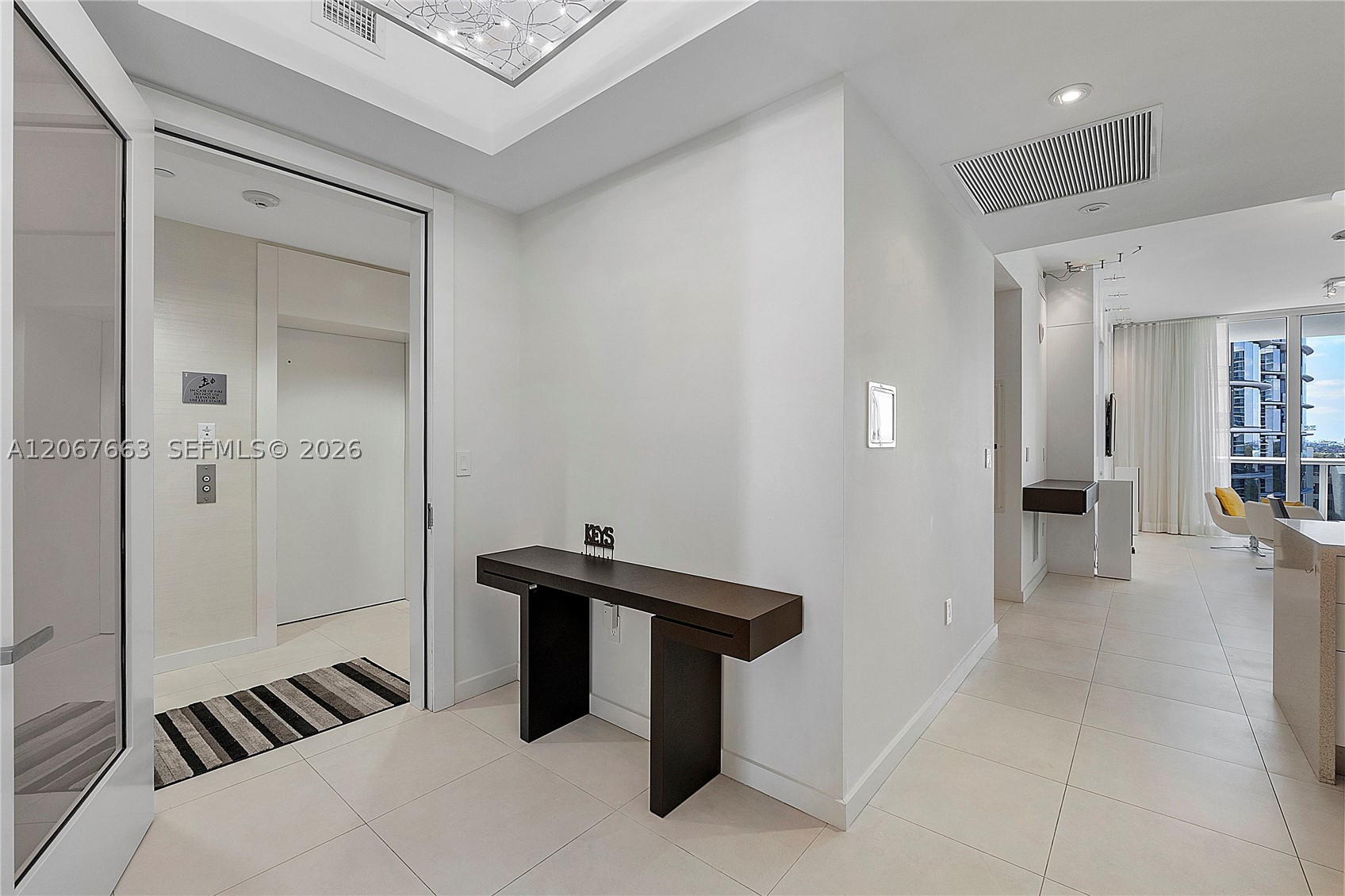 15811 Collins Ave 902 Property Photo 7