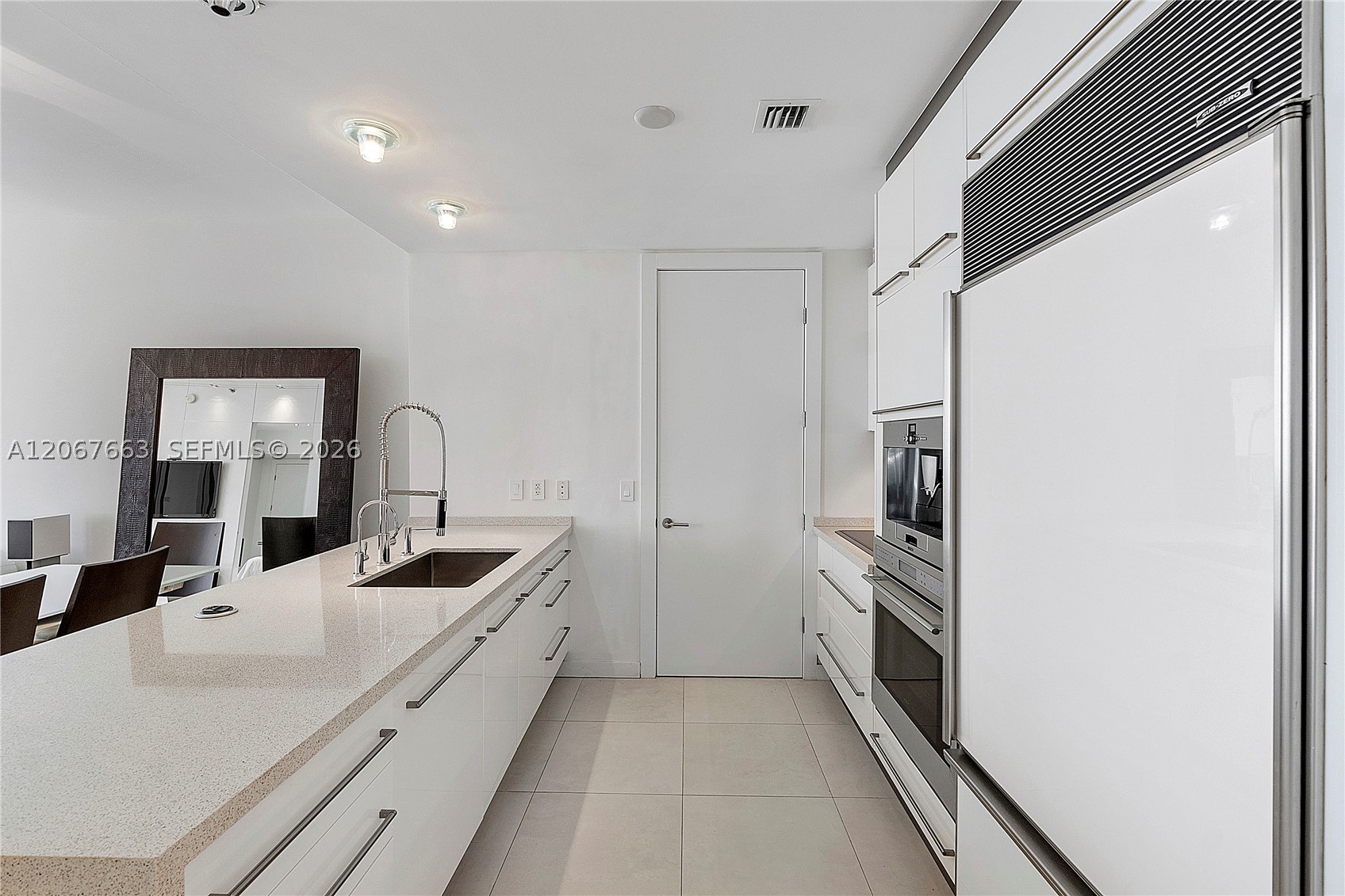 15811 Collins Ave 902 Property Photo 12