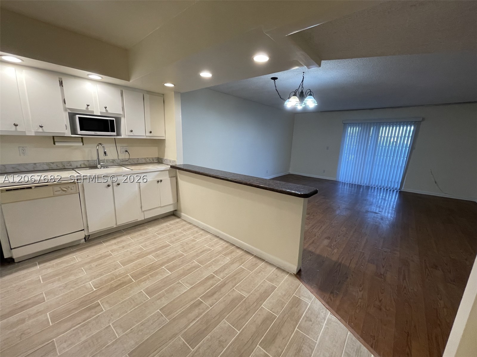 2061 Nw 47th Ter 306 Property Photo 3