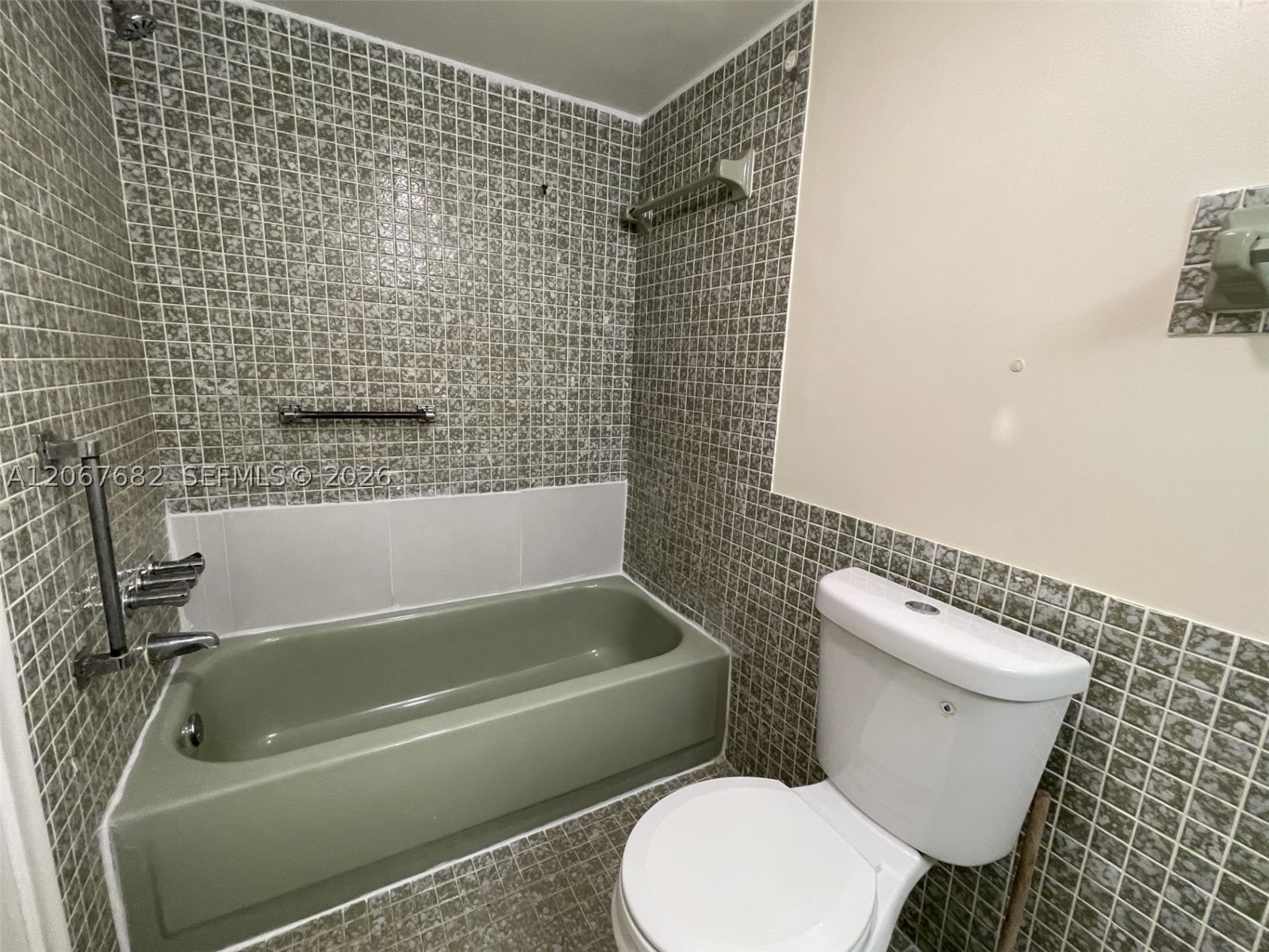 2061 Nw 47th Ter 306 Property Photo 9