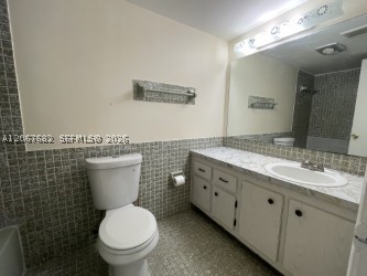 2061 Nw 47th Ter 306 Property Photo 10