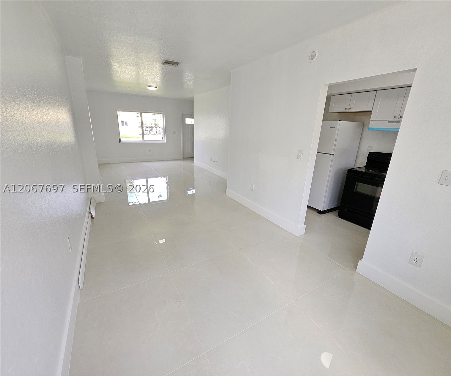 A12067697 Property Photo 2