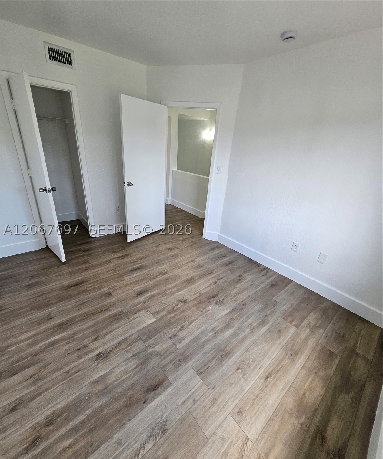 A12067697 Property Photo 12