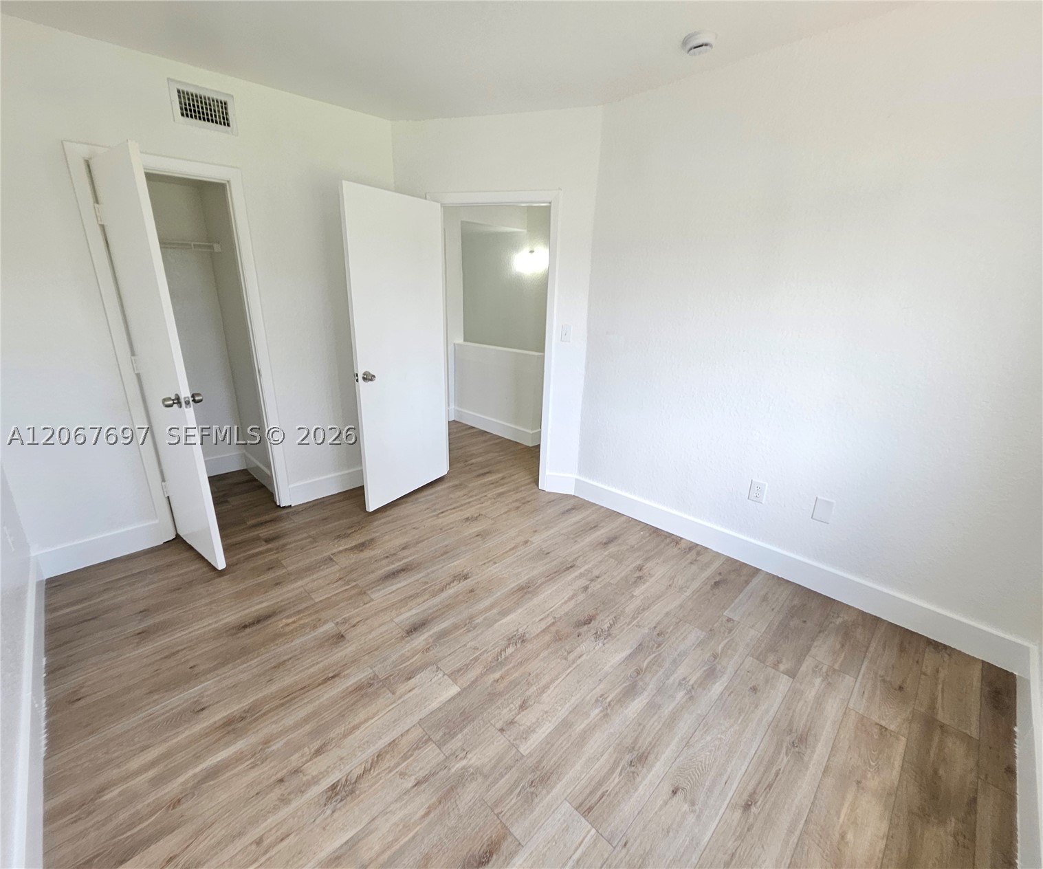 A12067697 Property Photo 28