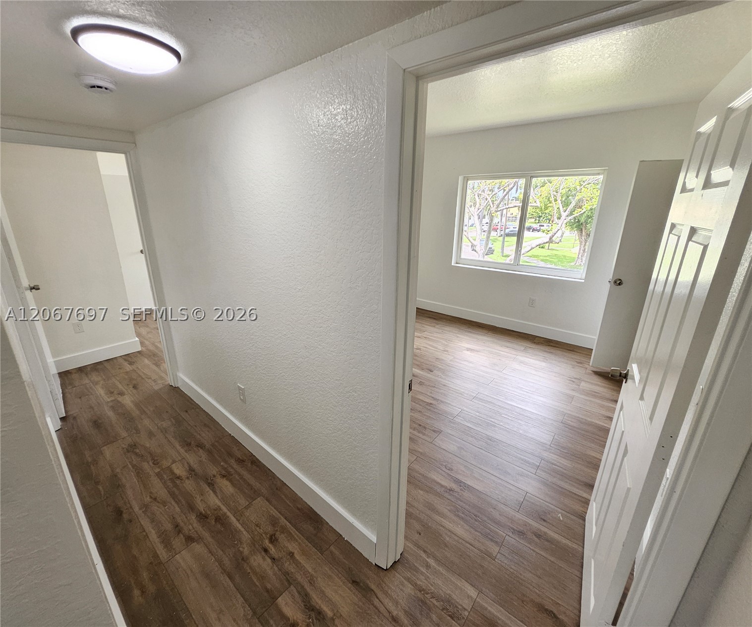 A12067697 Property Photo 32