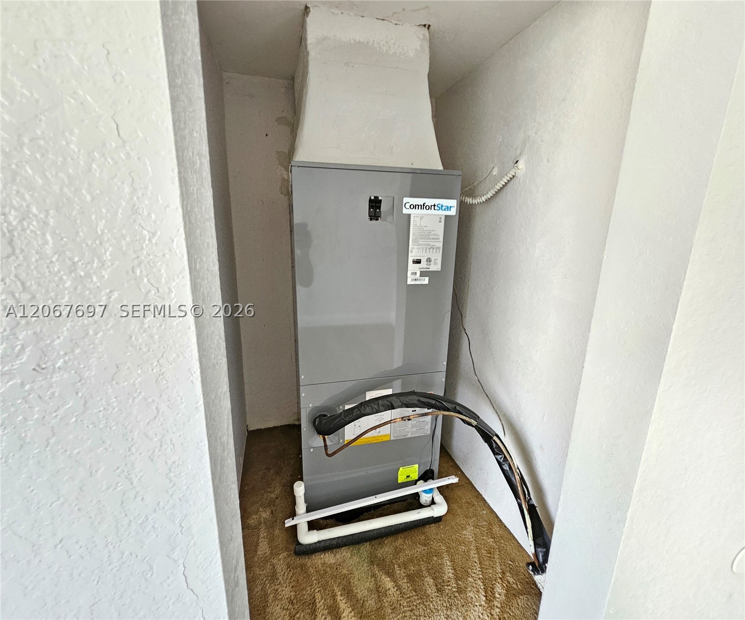 A12067697 Property Photo 36
