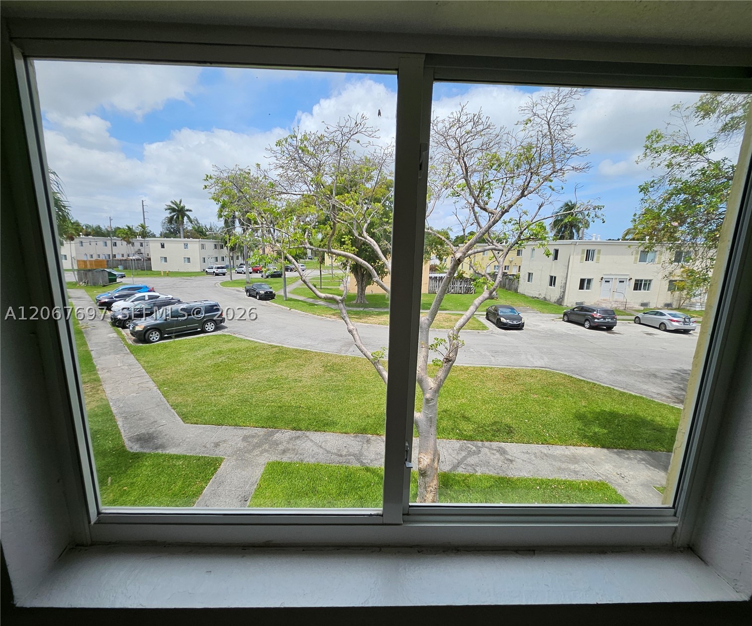 A12067697 Property Photo 44