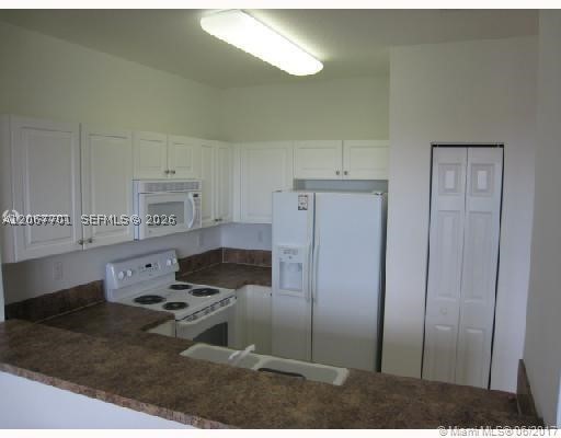 1395 Ne 33rd Ave 206-26 Property Photo 6
