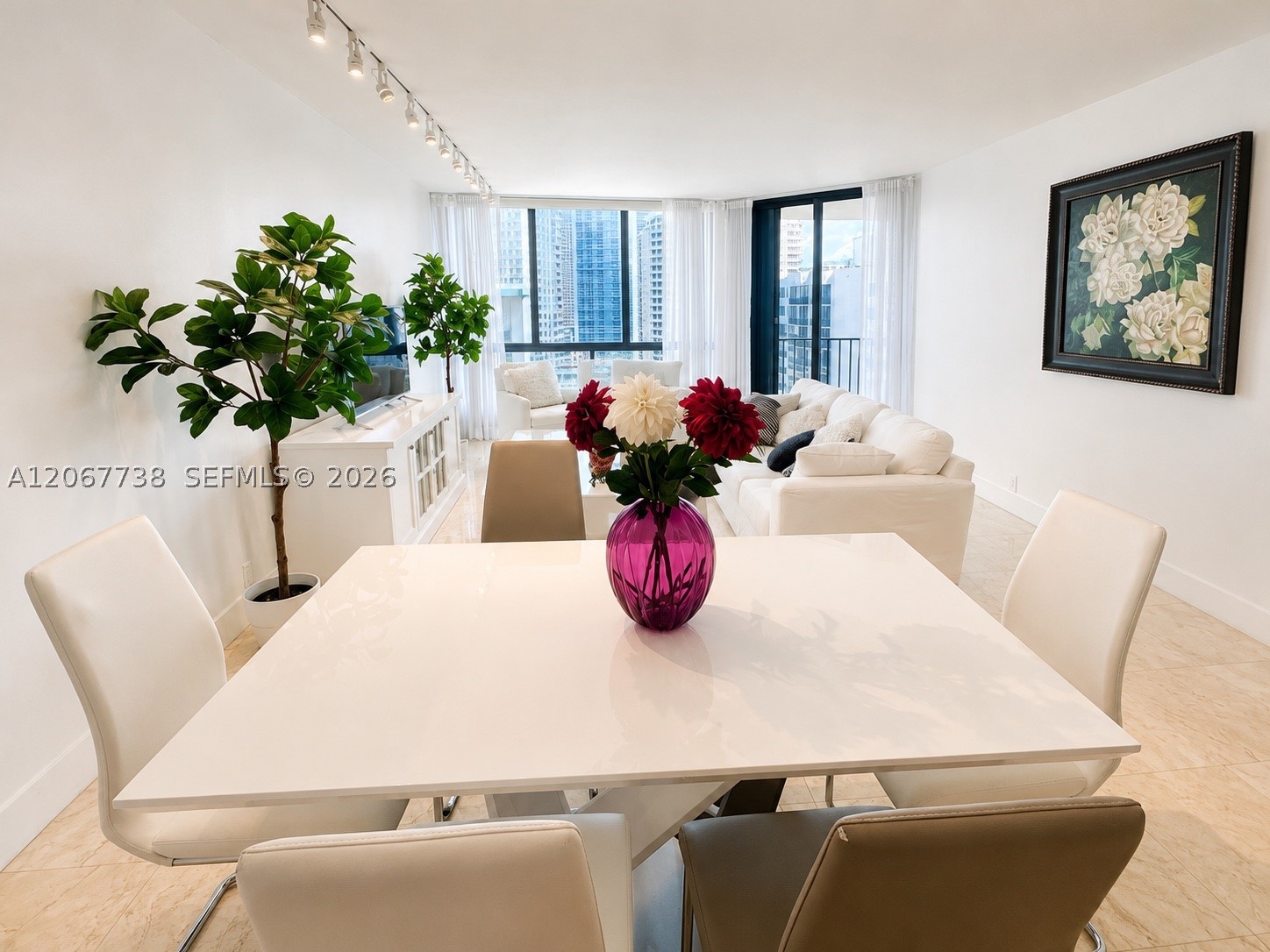 520 Brickell Key Dr A1710 Property Photo 4