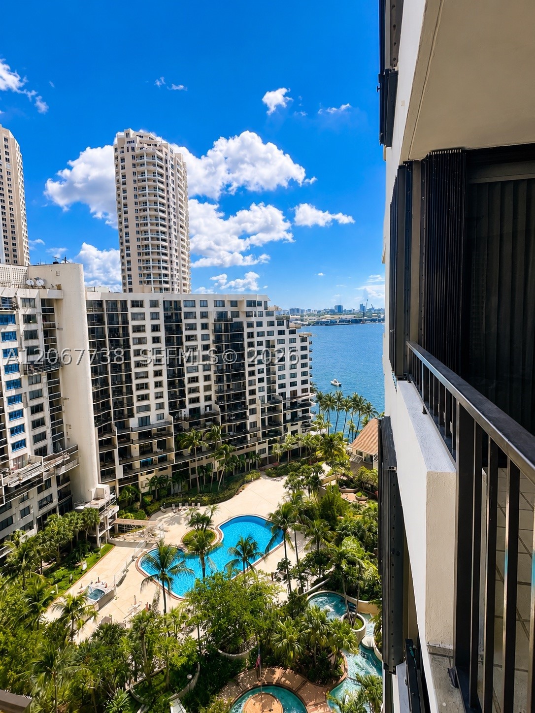520 Brickell Key Dr A1710 Property Photo 14
