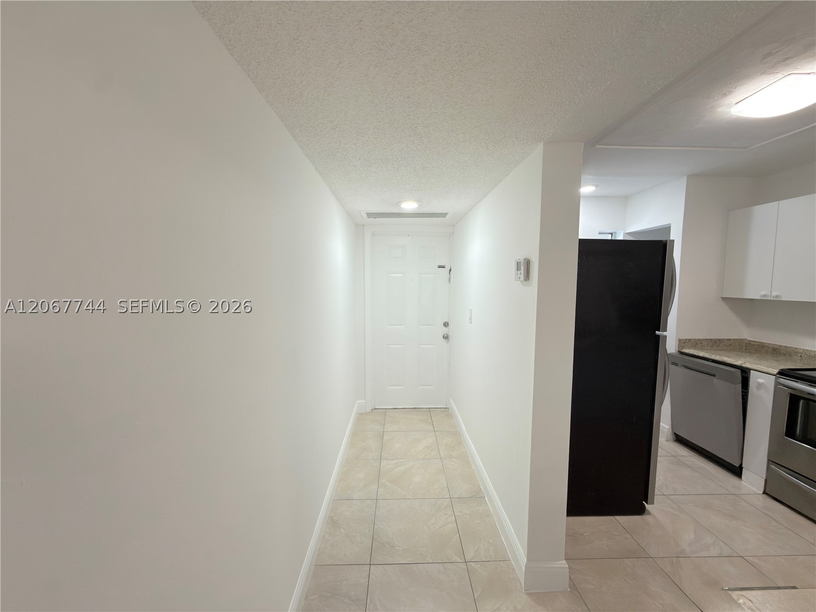 7801 S Colony Cir S 202 Property Photo 5