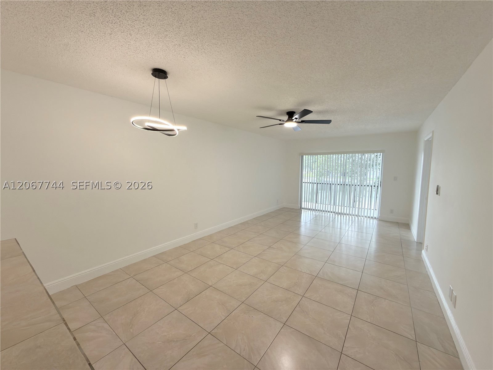 7801 S Colony Cir S 202 Property Photo 7