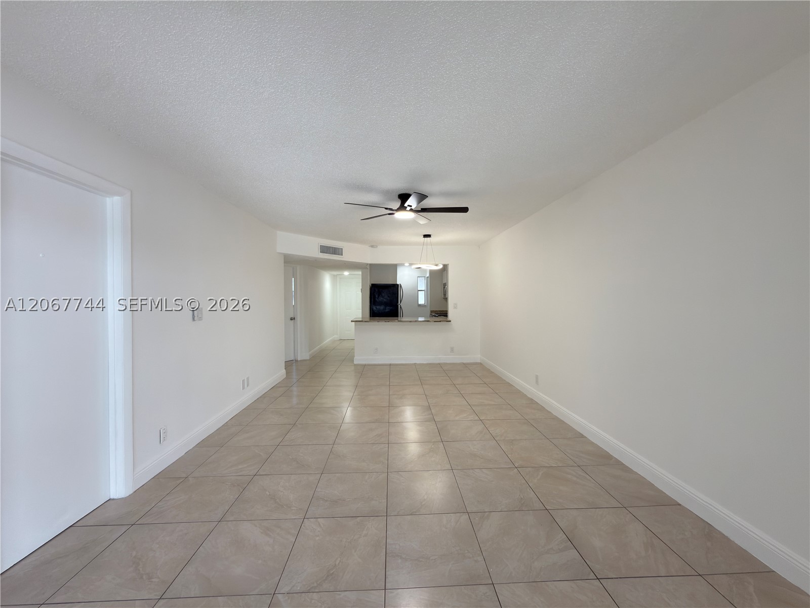 7801 S Colony Cir S 202 Property Photo 8