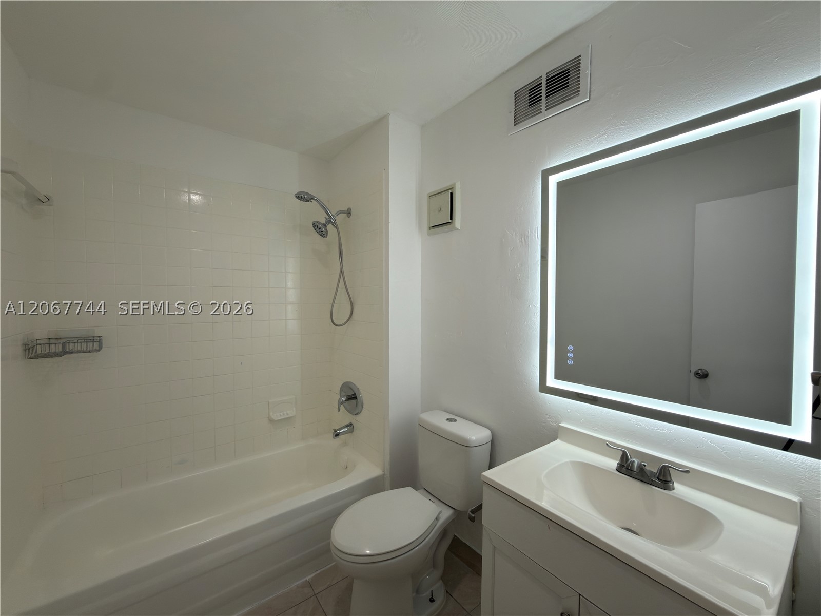 7801 S Colony Cir S 202 Property Photo 16