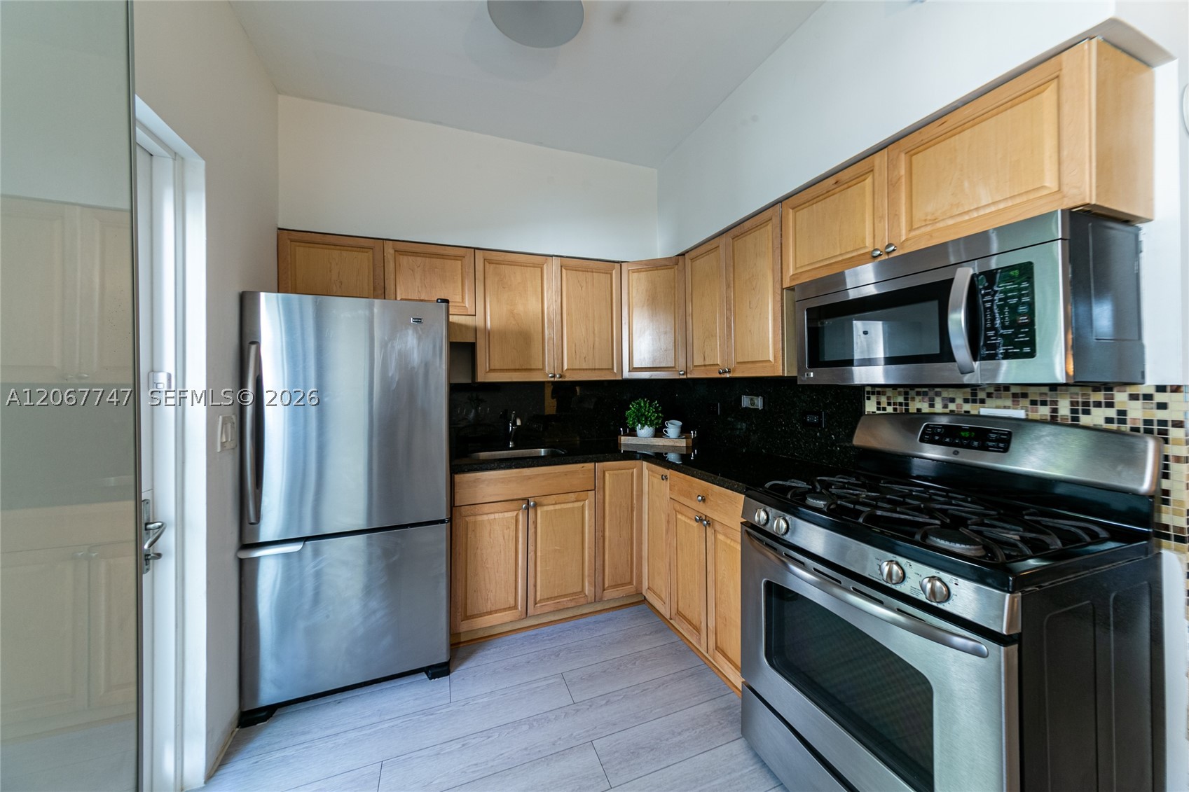 1431 Lincoln Ter 2 Property Photo 10