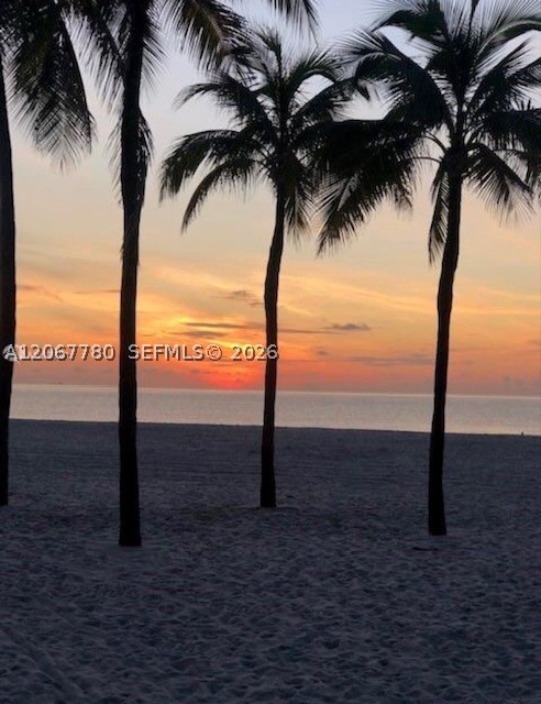 1500 S Ocean Dr 1e Property Photo 25
