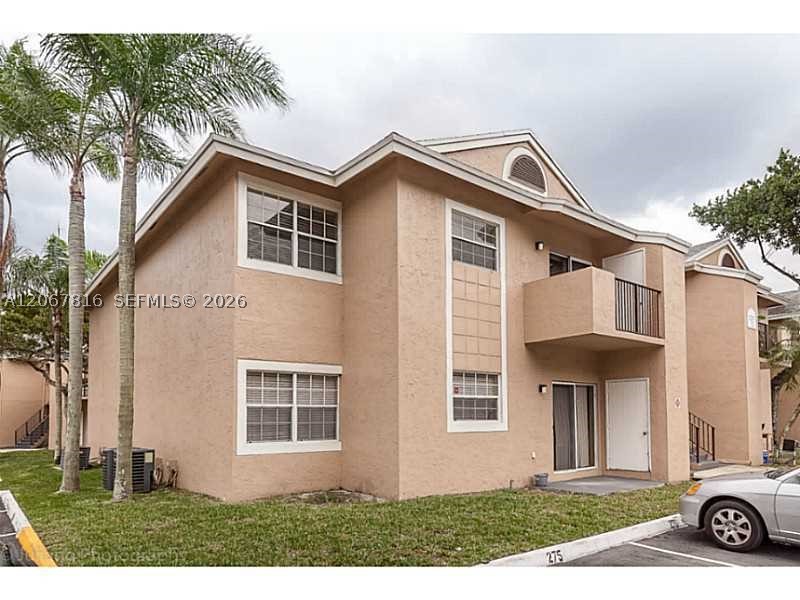 2091 Nw 96th Ter 13m Property Photo 2