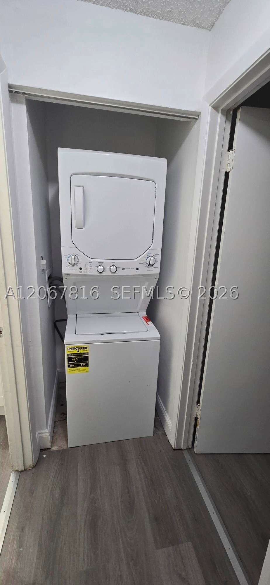 2091 Nw 96th Ter 13m Property Photo 4