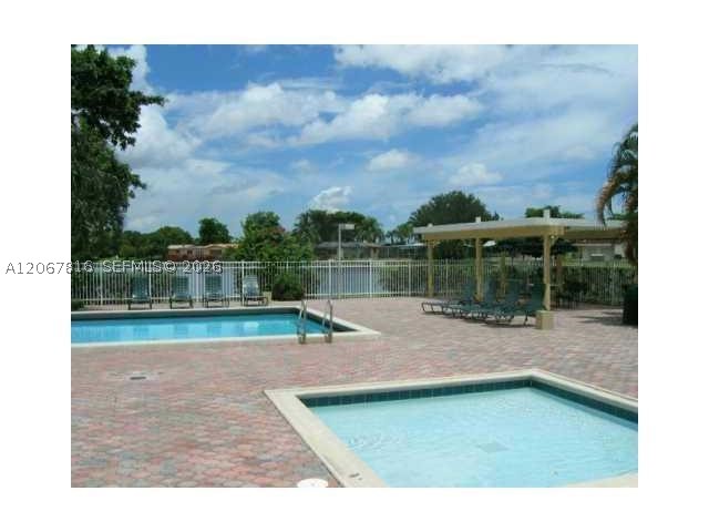 2091 Nw 96th Ter 13m Property Photo 27