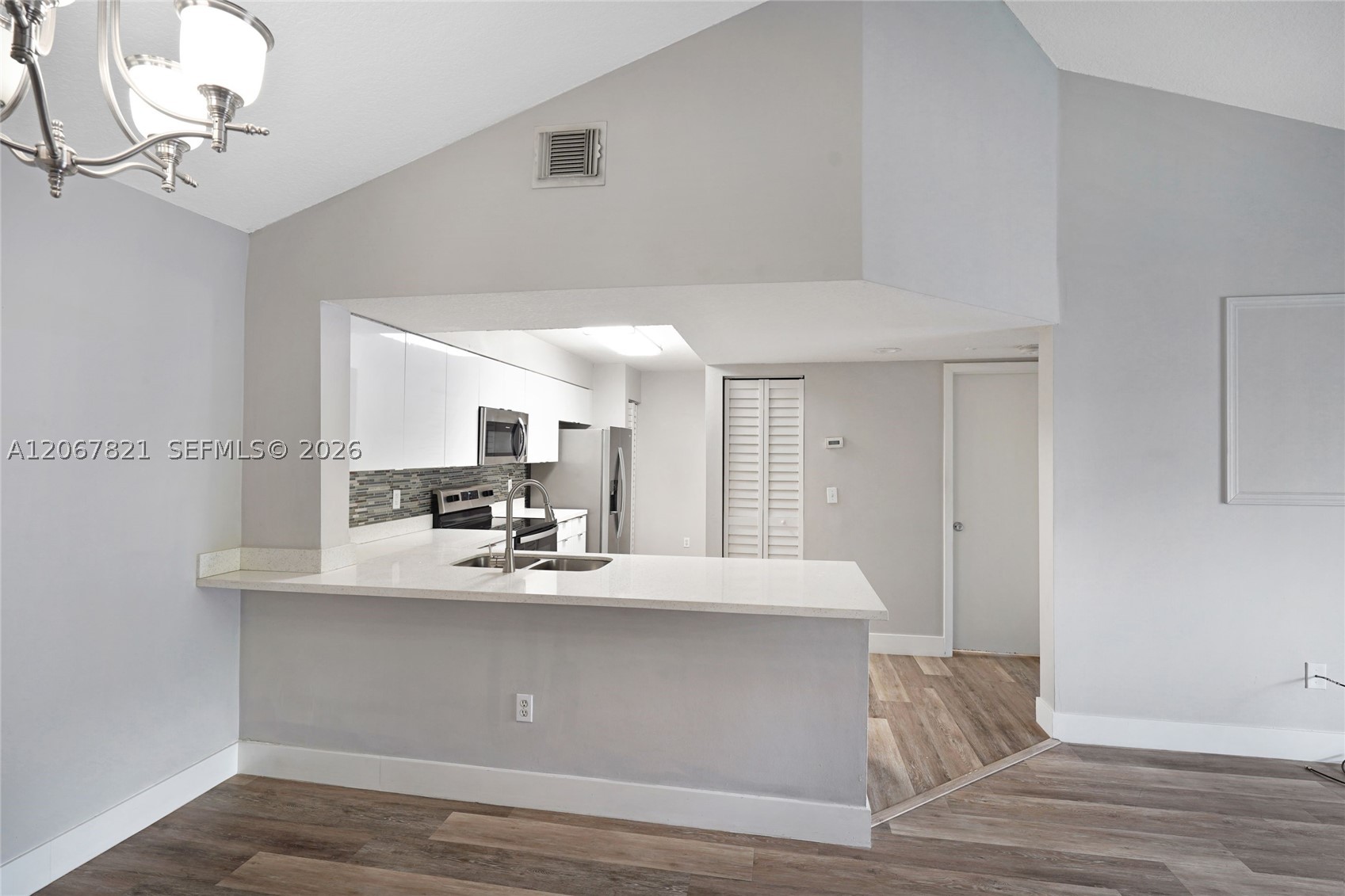 18840 Nw 57th Ave 306 Property Photo 2