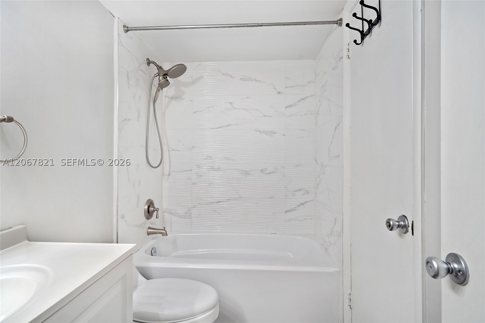 18840 Nw 57th Ave 306 Property Photo 13