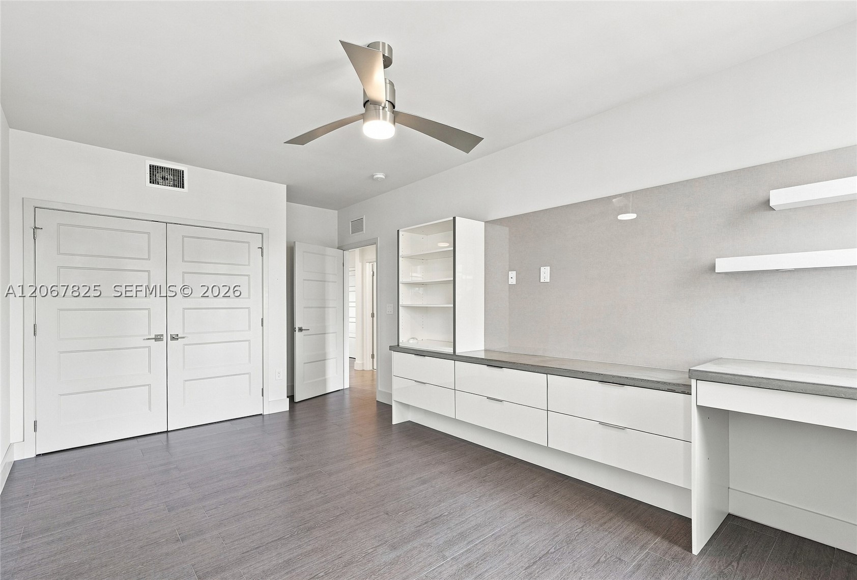 3237 Ne 5th St 3237 Property Photo 45