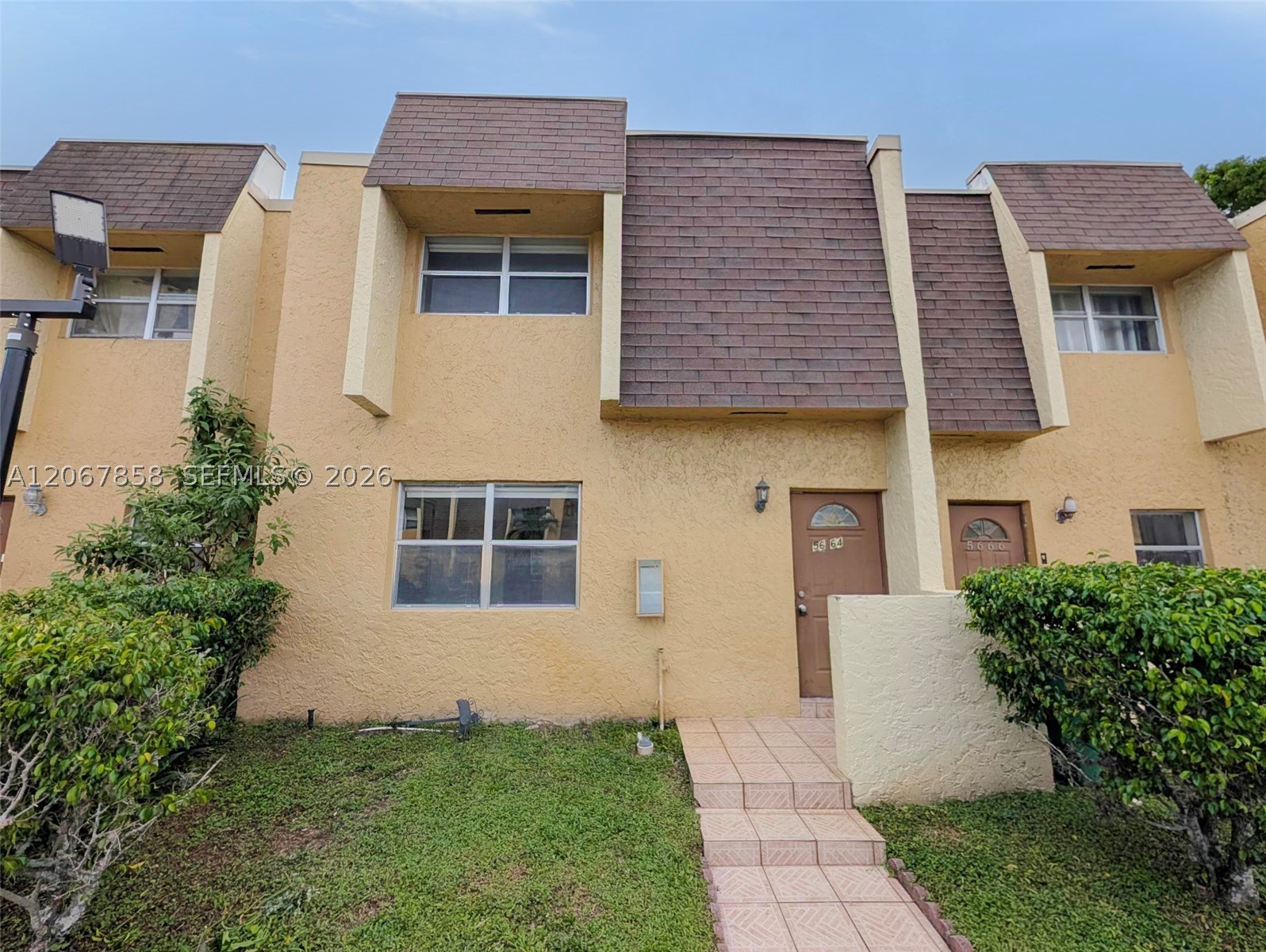 5664 Blueberry Ct 15 Property Photo 1
