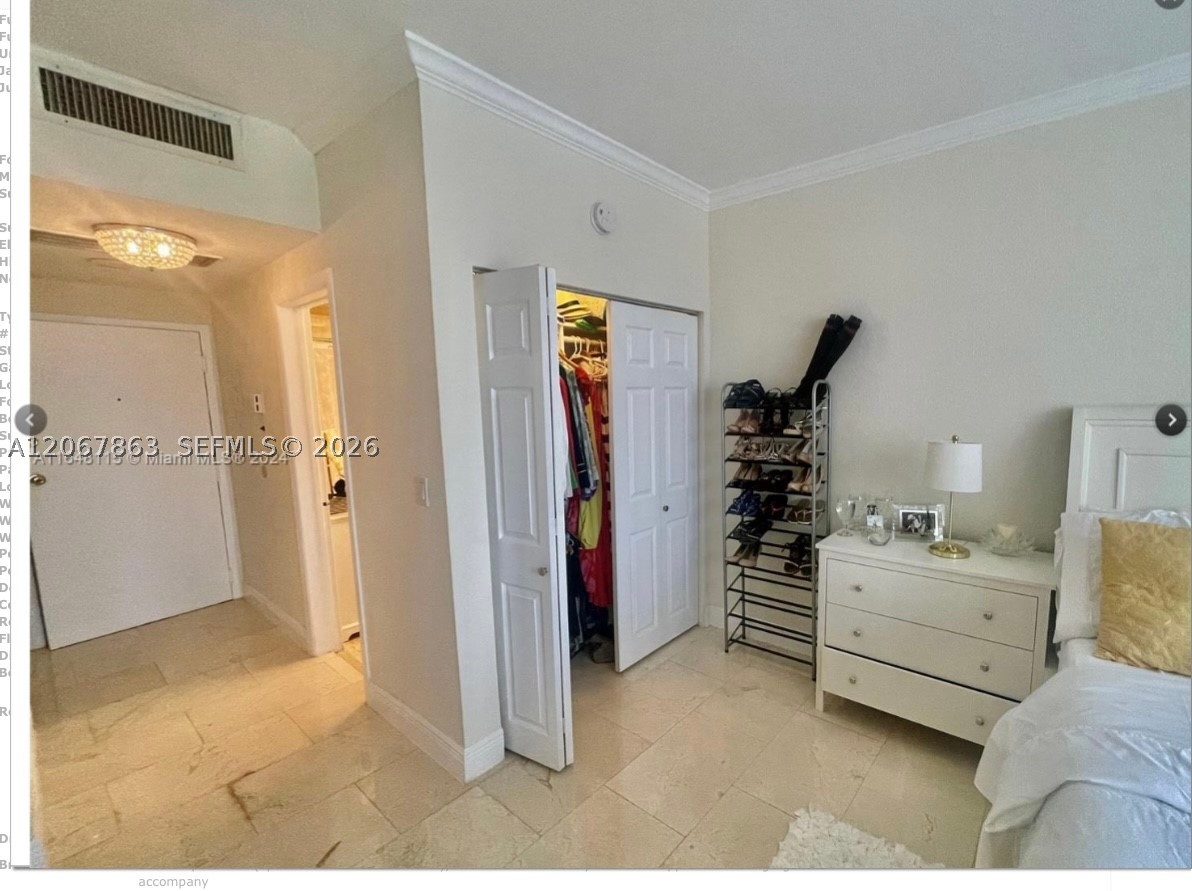700 Biltmore Way 818 Property Photo 6