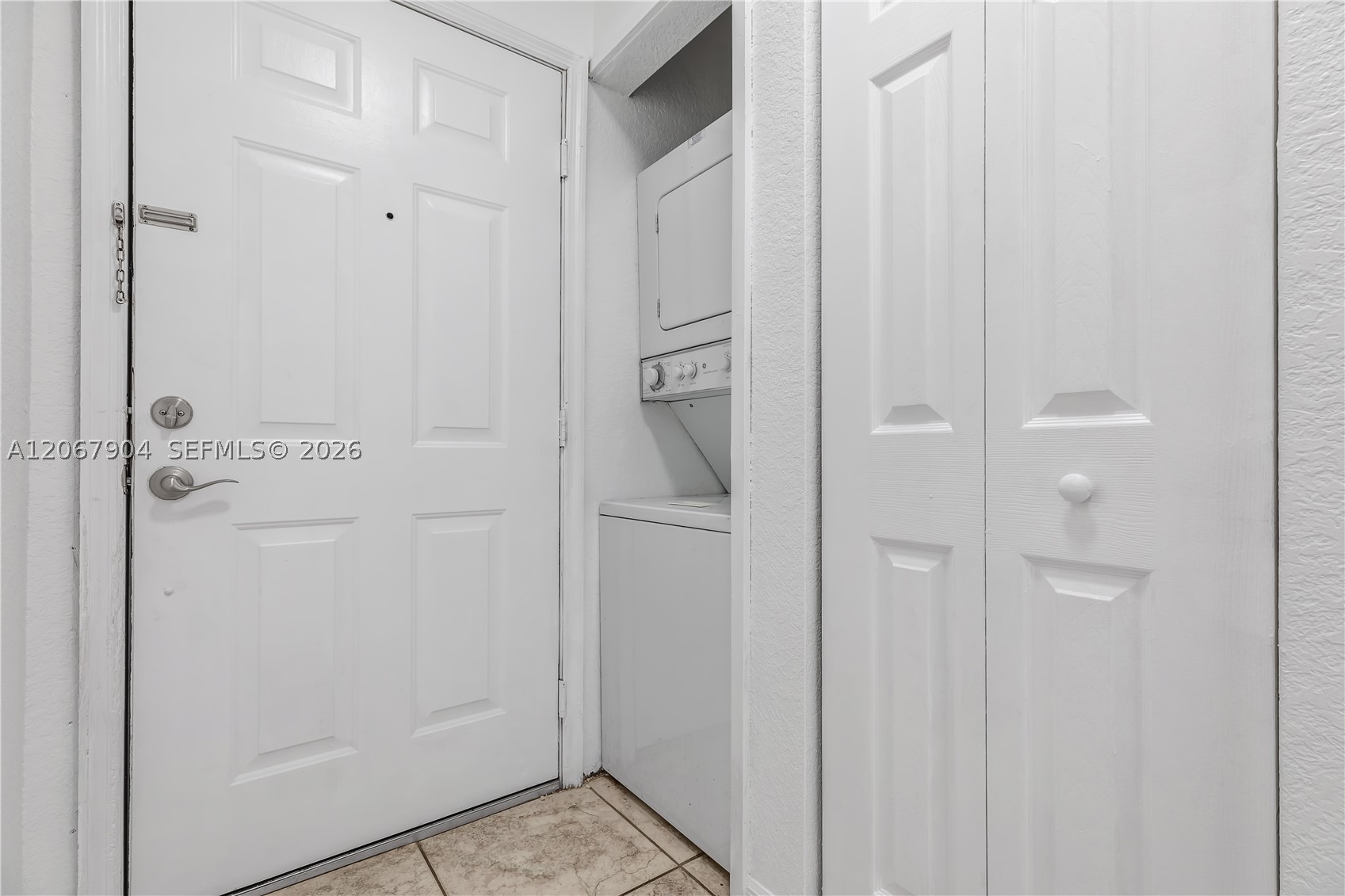 520 Sw 5th St 302 Property Photo 14